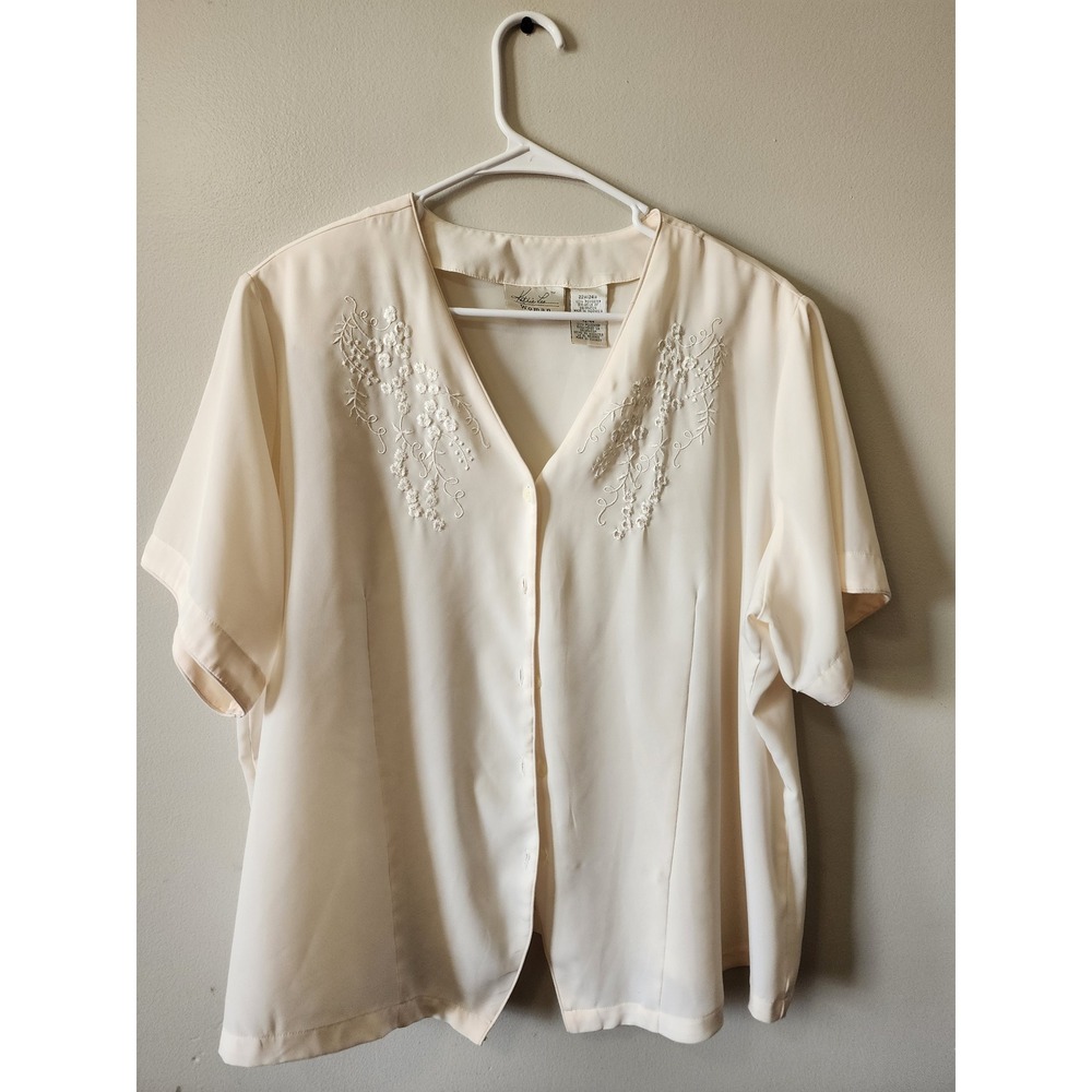 Kathie Lee Woman Ivory Floral Embroidered V-Neck Button Down Blouse Plus 22W 24W